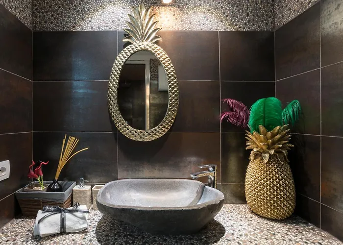 Entire Loft In Via Margutta 2br -2ba Private Steam Bath Inside The Loft