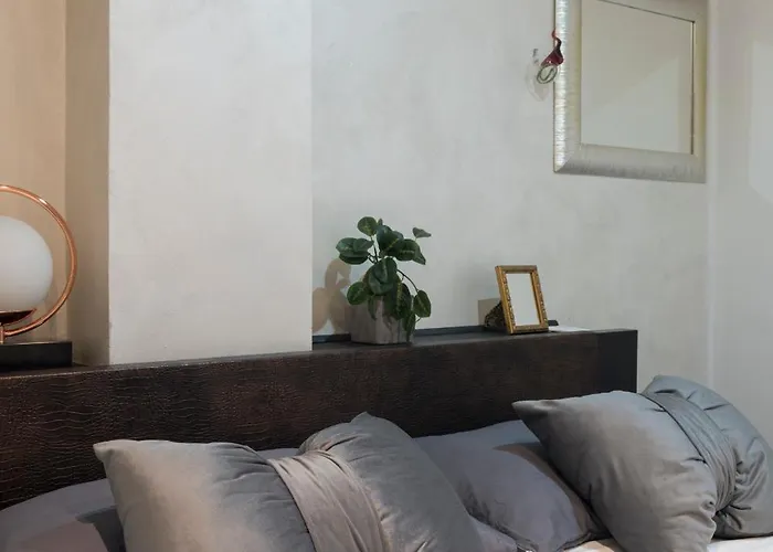 Entire Loft In Via Margutta 2br -2ba Private Steam Bath Inside The Loft